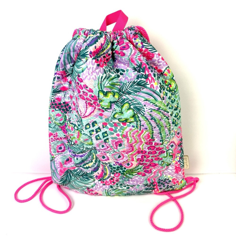 Lilly Pulitzer Drawstring Backpack Quilted Floral Barbiecore Coastal Brand NEW